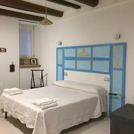 Porta Santa Lucia Fermo